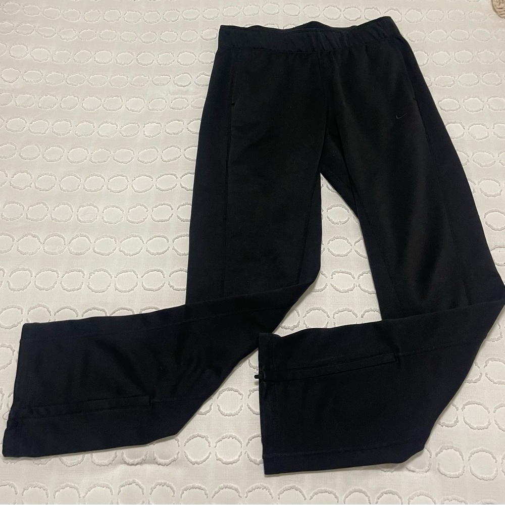 Therma-fit Black Nike Sweatpants